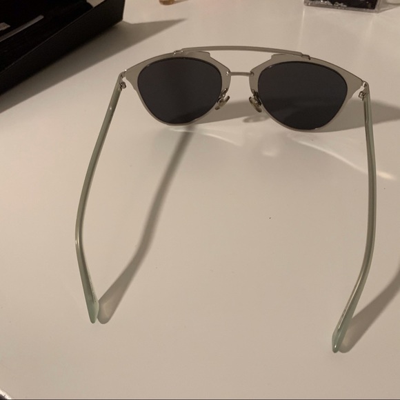 Dior women sunglasses reflected - Picture 2 of 7
